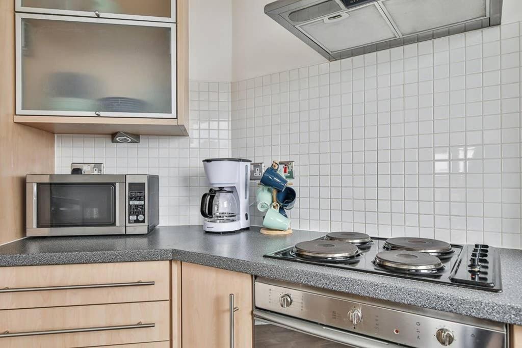 The Exclusive Gem Of Leeds - Sleeps 8 Apartment Luaran gambar