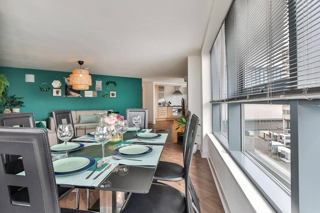 The Exclusive Gem Of Leeds - Sleeps 8 Apartment Luaran gambar