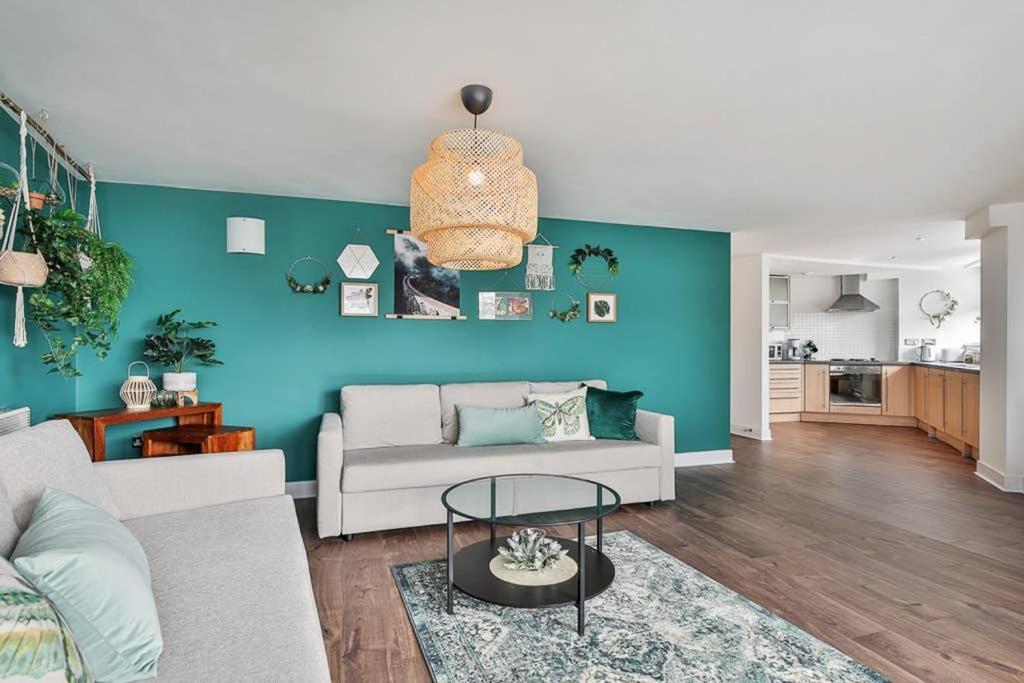 The Exclusive Gem Of Leeds - Sleeps 8 Apartment Luaran gambar